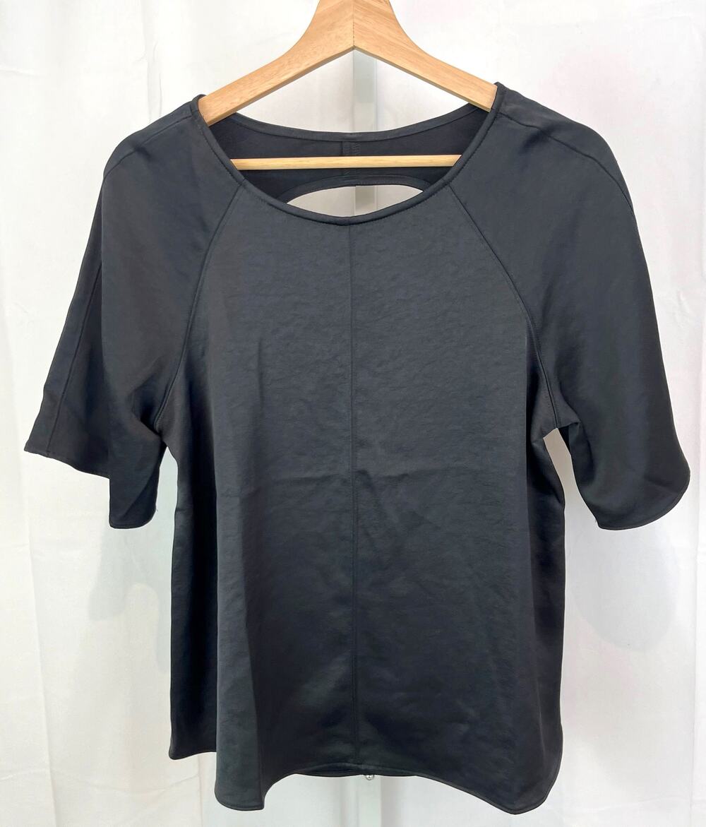 DAILY PRACTICE Anthropologie XS Sleek Open Back Top Short Sleeve Black